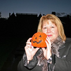 mariaford-kinneilhouse-300dpi]